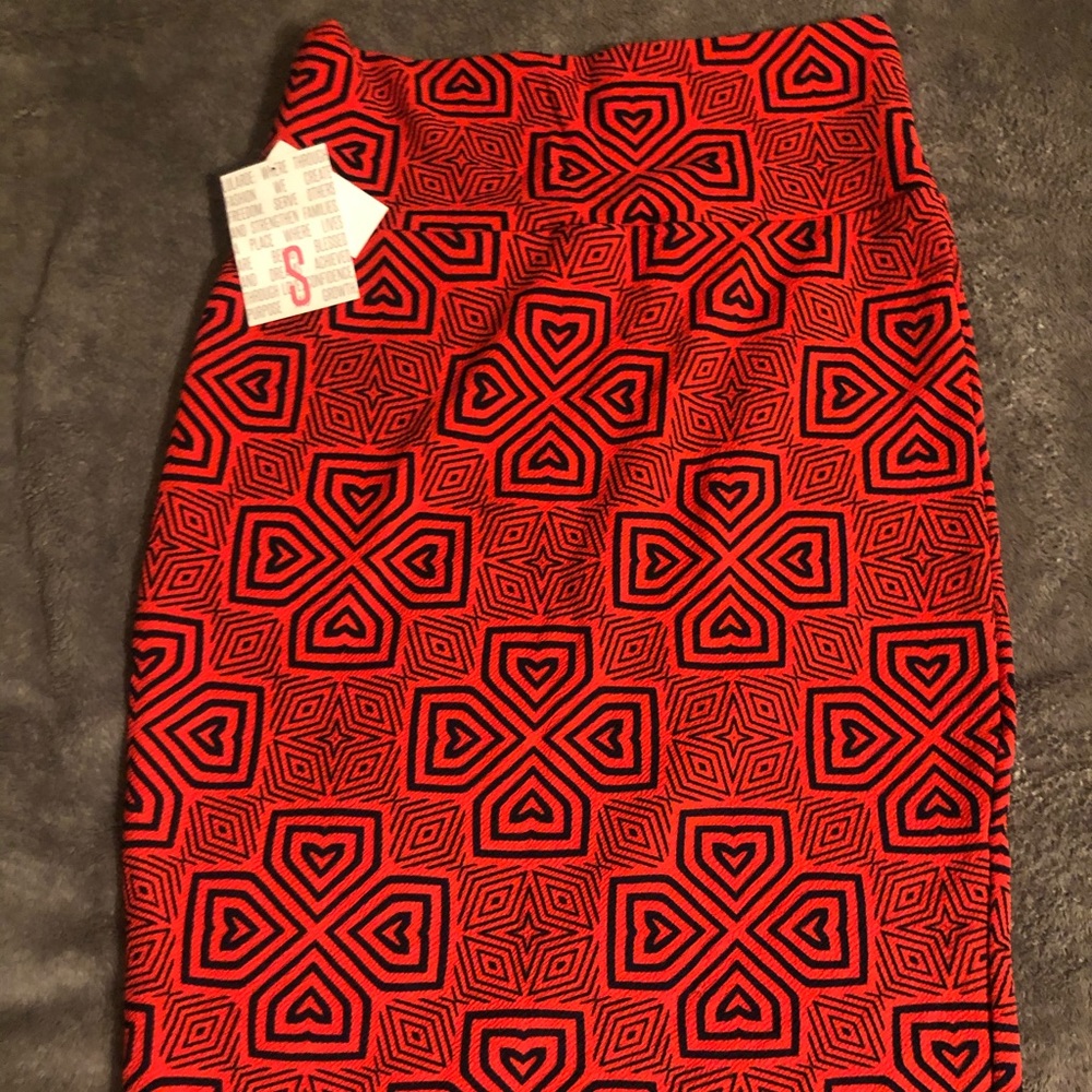 Lularoe Cassie skirt